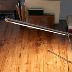 Belux Tubo-40 LED -Raumbeleuchtungs Geschäft 002 Belux Tubo 40 LED Tisch ambient7 4d1106999453780333f5655e8e811b11