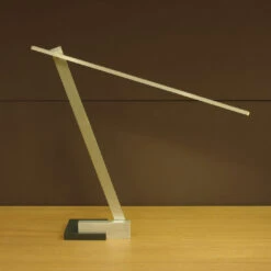 Byok Nastrino Tischleuchte 7 Byok Nastrino Tischleuchte -Raumbeleuchtungs Geschäft 002 Byok Nastrino Tisch ambient1 a403cf44b2ded819fb12fdf4a95070b7