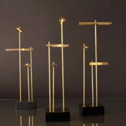 DCWéditions Knokke -Raumbeleuchtungs Geschäft 002 DCW ditions Knokke Tisch ambient4 bc49d2c1c32b8f6ce1ab6df1ddbaf873