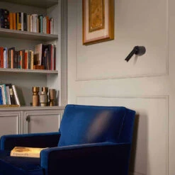 Marset Ledtube A -Raumbeleuchtungs Geschäft 002 Marset Ledtube A Wandleuchte ambient 02 121318 schwarz c0ae7d83e61166f9376972f8358c14e1