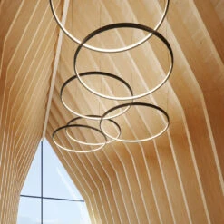 Martinelli Luce Loop -Raumbeleuchtungs Geschäft 002 Martinelli Luce Loop Pendel ambient3 39cb95ad795e2c91d1336d73d770bff2