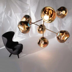 Tom Dixon Melt Chandelier Large -Raumbeleuchtungs Geschäft 002 Tom Dixon Melt Chandelier Large ambient 126312 Gold 009560dbe086e5aad3c03bffcb67bf4e