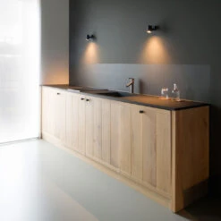 Wever & Ducré Sqube On Base Ceiling 1.0 PAR16 -Raumbeleuchtungs Geschäft 002 wever ducre sqube on base 10 ambient4 9b954c2431b859b093f53254f77a2e03