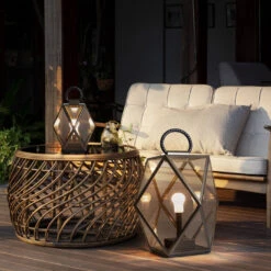 Contardi Muse Lantern Outdoor Battery -Raumbeleuchtungs Geschäft 003 muse lantern outdoor battery ambient1 232f84f6c47b8c694220e9b58f70d723