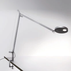 Artemide Demetra Tavolo LED Mit Tischklemme -Raumbeleuchtungs Geschäft 004 Artemide Demetra Tischklemme bd90d6c62925a83038f00c3683b851d6