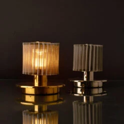 DCWéditions In The Sun Table -Raumbeleuchtungs Geschäft 004 DCW ditions In The Sun Table Tisch detail2 3298a2b612547c453cba5d5dfcb21f1e