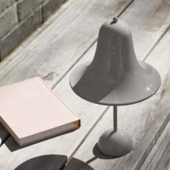 Verpan Pantop Portable -Raumbeleuchtungs Geschäft 004 Verpan Pantop Portable detail 118958 grau 561899baa914415cc2c6d92d1fc04421