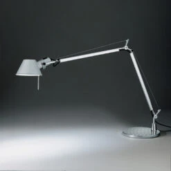 Artemide Tolomeo Tavolo -Raumbeleuchtungs Geschäft 005 Artemide Tolomeo Tavolo Tischleuchte total 4913 aluminium 84dd308f7d5e0efd235e74ff20ff04d7