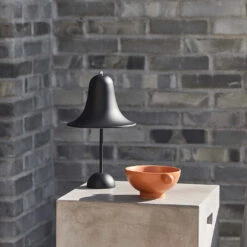 Verpan Pantop Portable -Raumbeleuchtungs Geschäft 007 Verpan Pantop Portable ambient 118961 schwarz c8ba67408aa111f75a1fe5e5537852d1