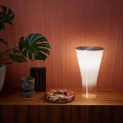 Foscarini Soffio Tavolo -Raumbeleuchtungs Geschäft 010 Foscarini Soffio Tisch ambient 101135 weiss 277ff97c225364d59a3615471d8a99b4