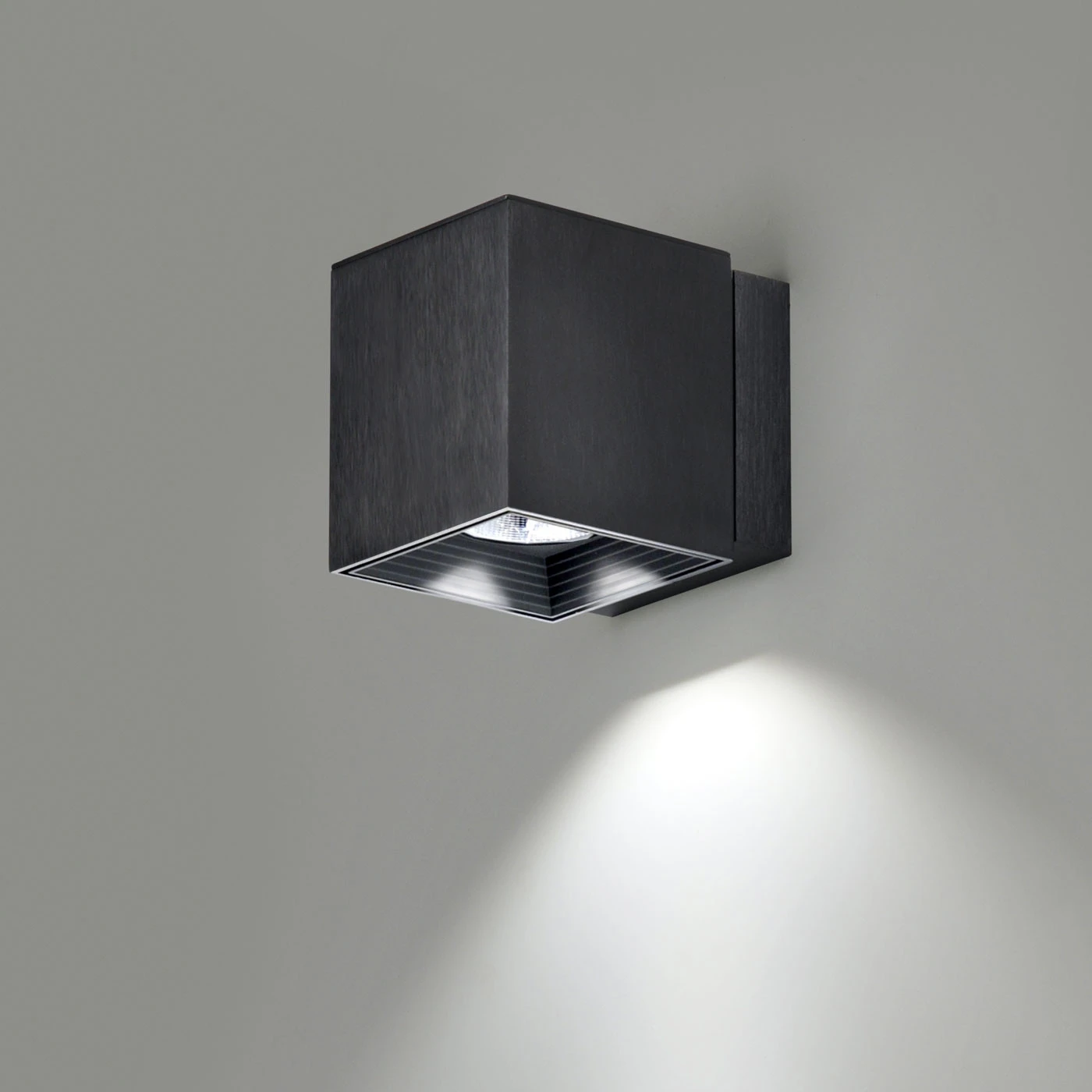 Milan Dau 80 Wandleuchte COB LED 14 Milan Dau 80 Wandleuchte COB LED – Bild 12