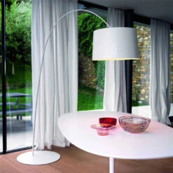 Foscarini Twiggy Terra -Raumbeleuchtungs Geschäft 012 twiggy floor white room set 1400x1400 cf60b7b20f9a03b5fd2cdb006a11148b